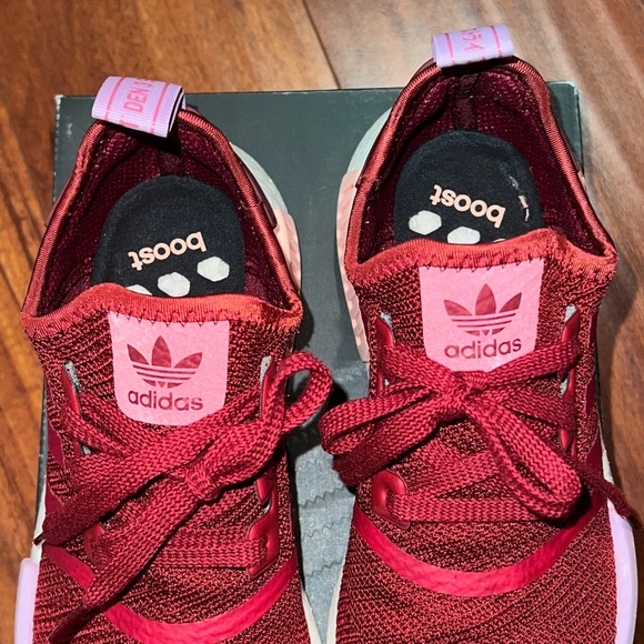 Adidas Originals Women's NMD_R1 Sneaker new burgundy white, purple&coral - Picture 13 of 14